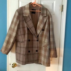 Woman’s plus size suit Jacket